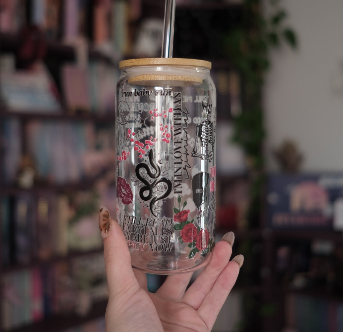Glas Tumbler mit Bambusdeckel - Dark Romance