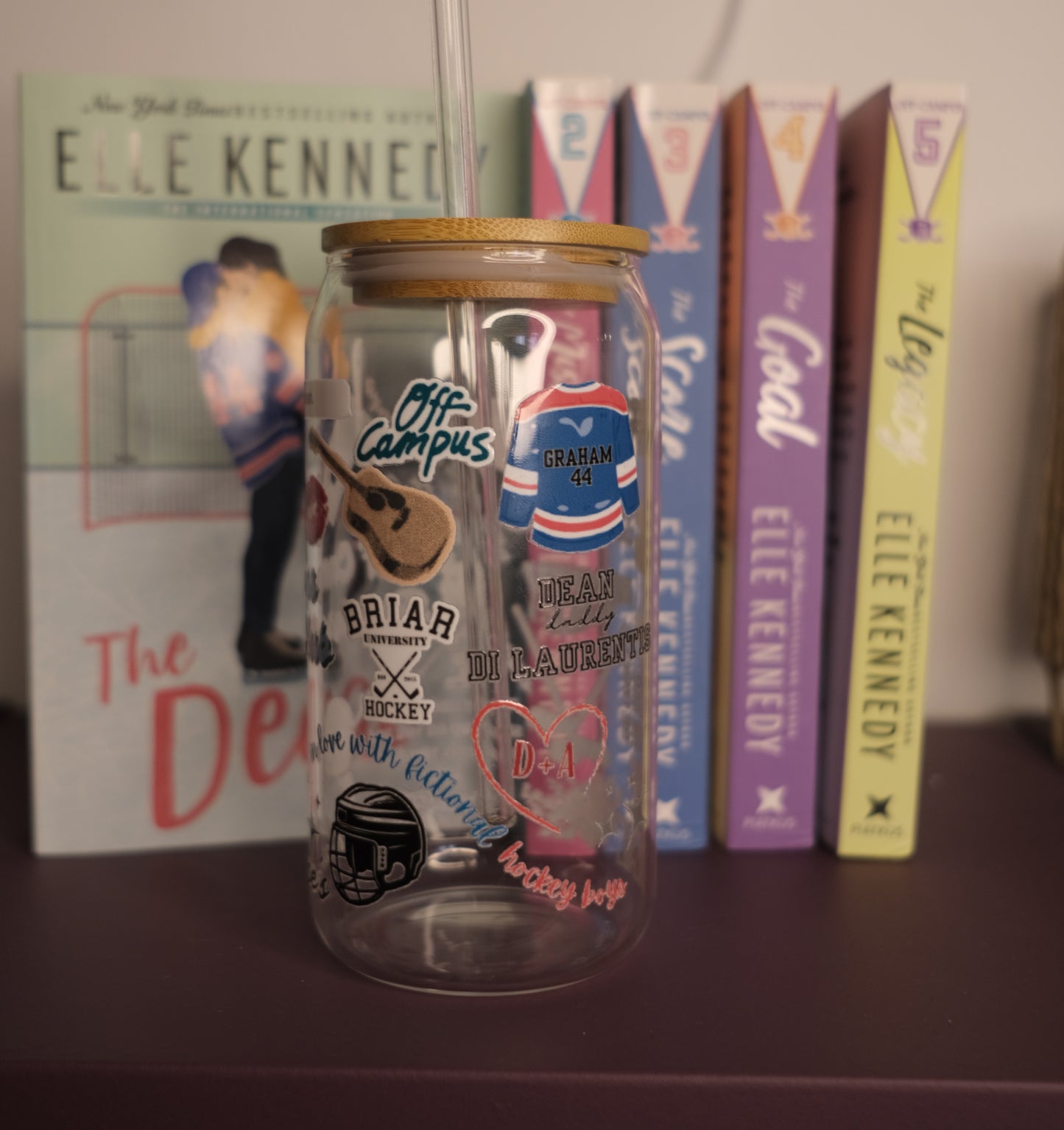 Off Campus - Eishockey Romance Tumbler